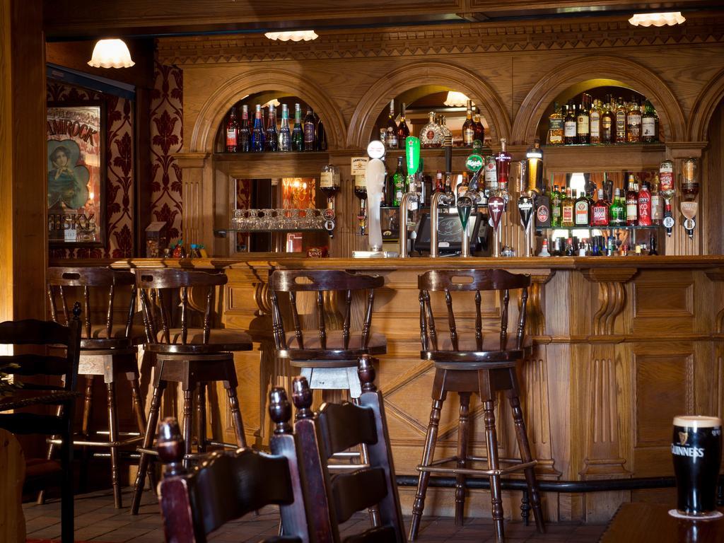 Meadow Court Hotel 로우리아 외부 사진