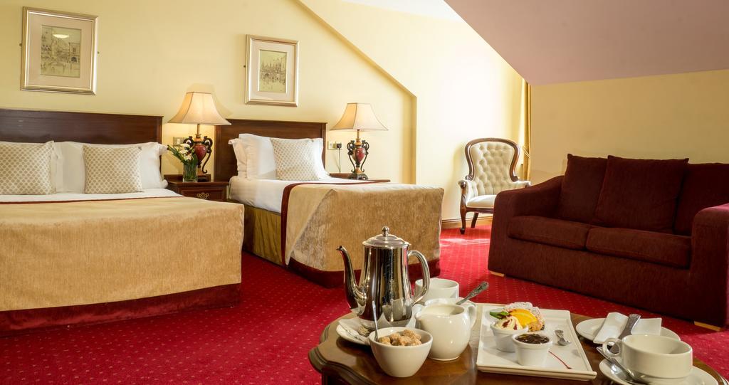 Meadow Court Hotel 로우리아 객실 사진