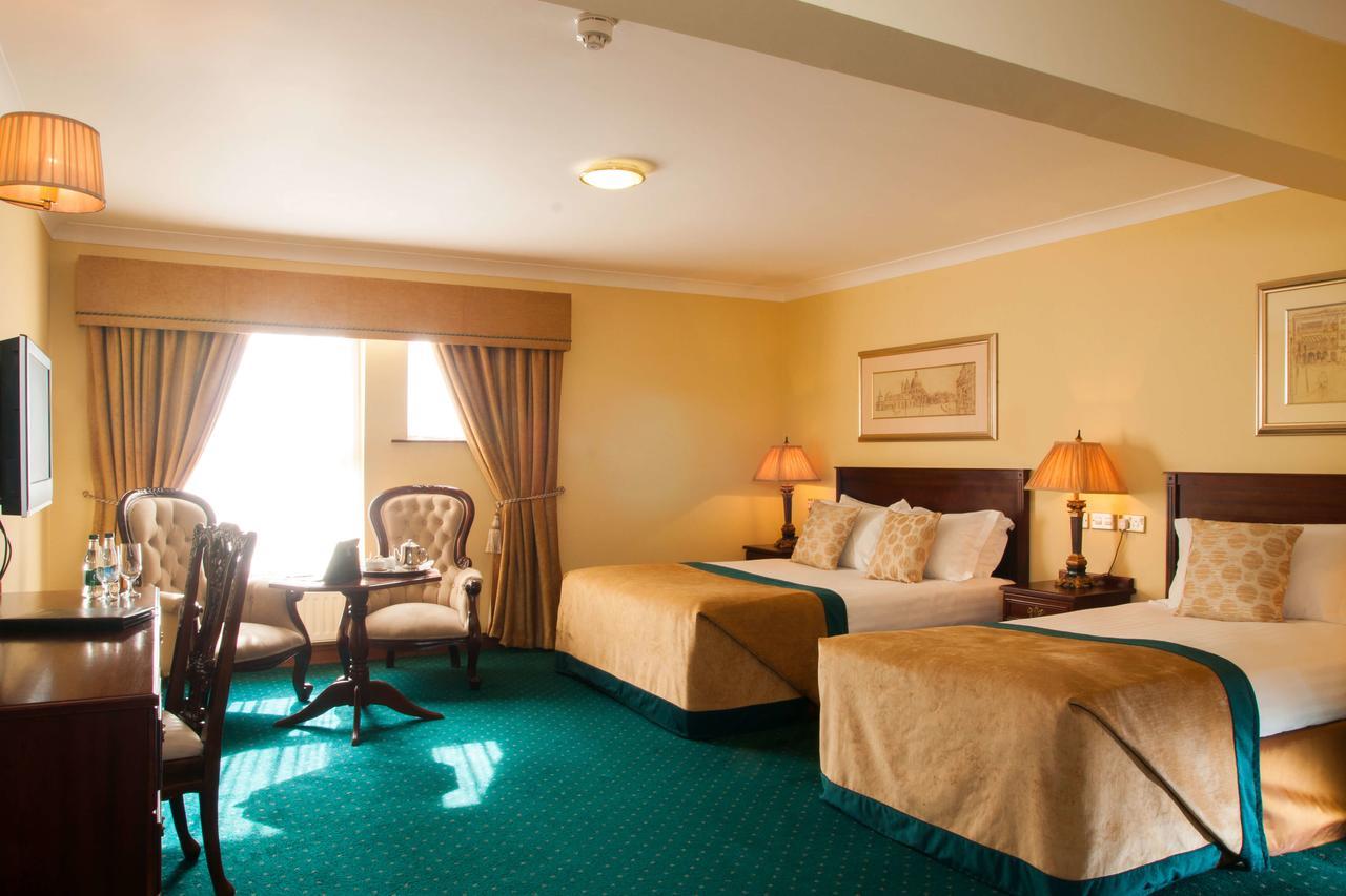 Meadow Court Hotel 로우리아 외부 사진